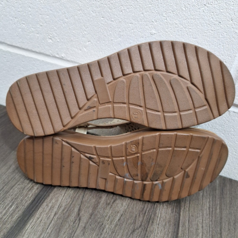 Andiamo Ayacht Women Cream Floral Laser Cut Slingback Thong Sandals Wide 9 Wide - Picture 6 of 7